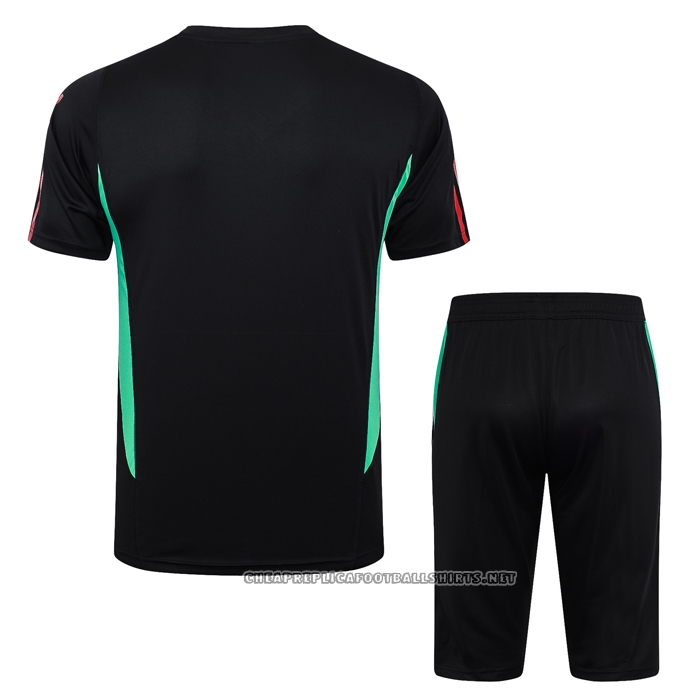 Tracksuit
 Manchester United 2023-2024 Short Sleeve
 Black
 - Shorts

